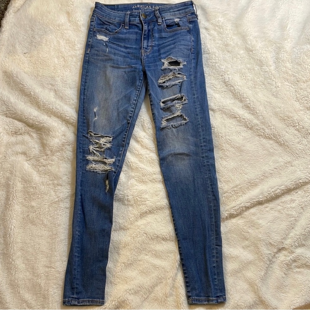 American Eagle Hi- Rise Distressed Jeggings sz 4 regular
